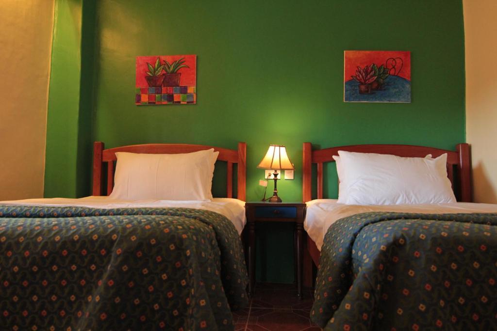 Florentina Homes Dumaguete City Стая снимка