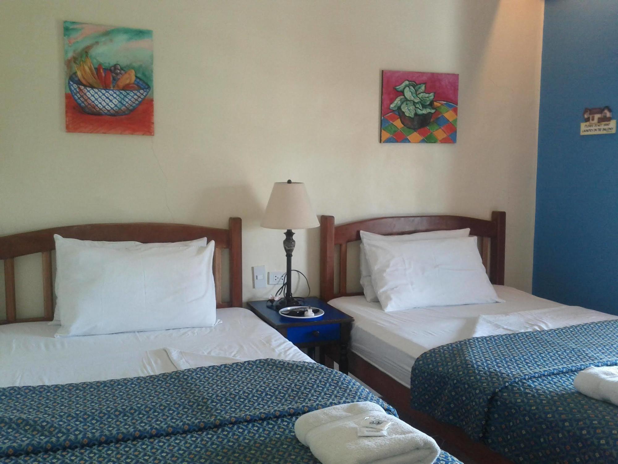 Florentina Homes Dumaguete City Екстериор снимка